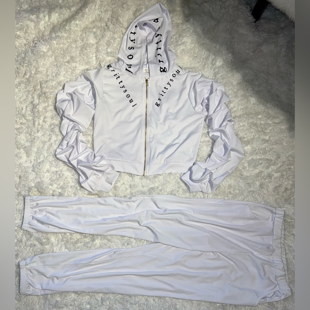 White Unique Active Set  (NWOT) Designed by Gritty Soul